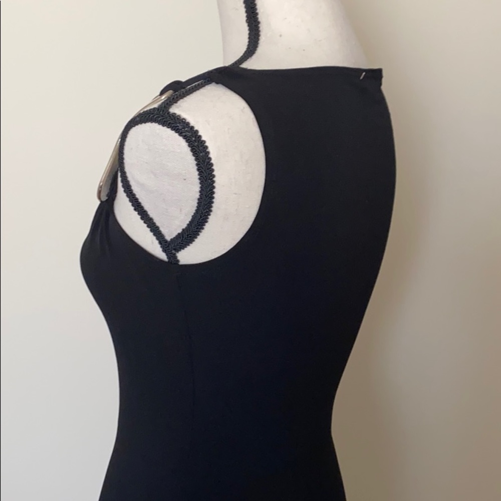 Dress - Picture 3 of 4